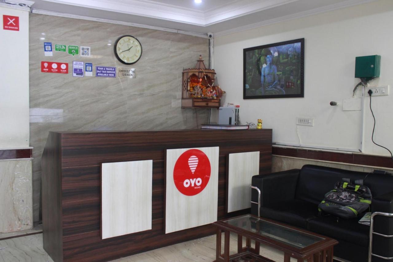 Hotel Smart Plaza Nuova Delhi Esterno foto